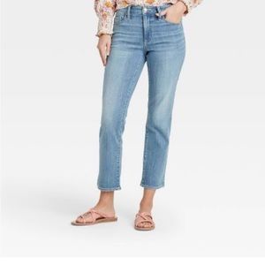 NWT Universal Thread Women's High-Rise Slim Straight Fit Jeans